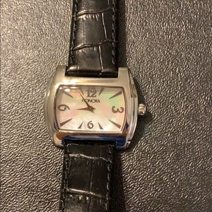 Honora watch